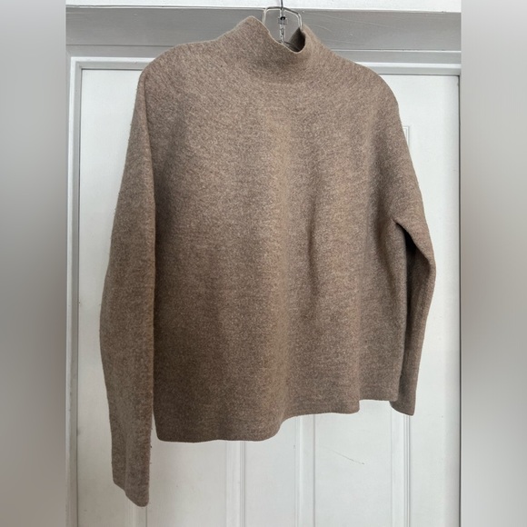 Cos Sweater - Picture 1 of 4